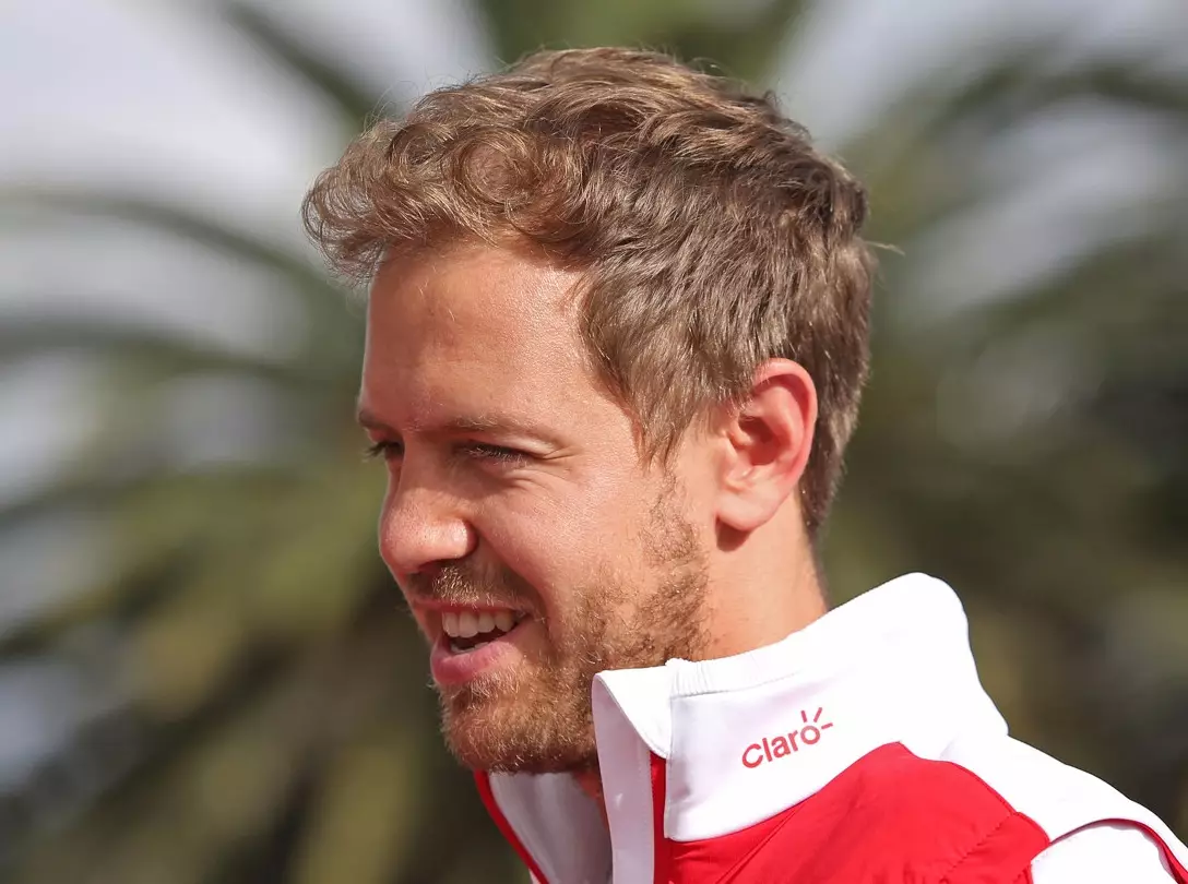 Sebastian Vettel Foto zur News: FIA lässt Gnade walten: Keine Strafe für Sebastian Vettel