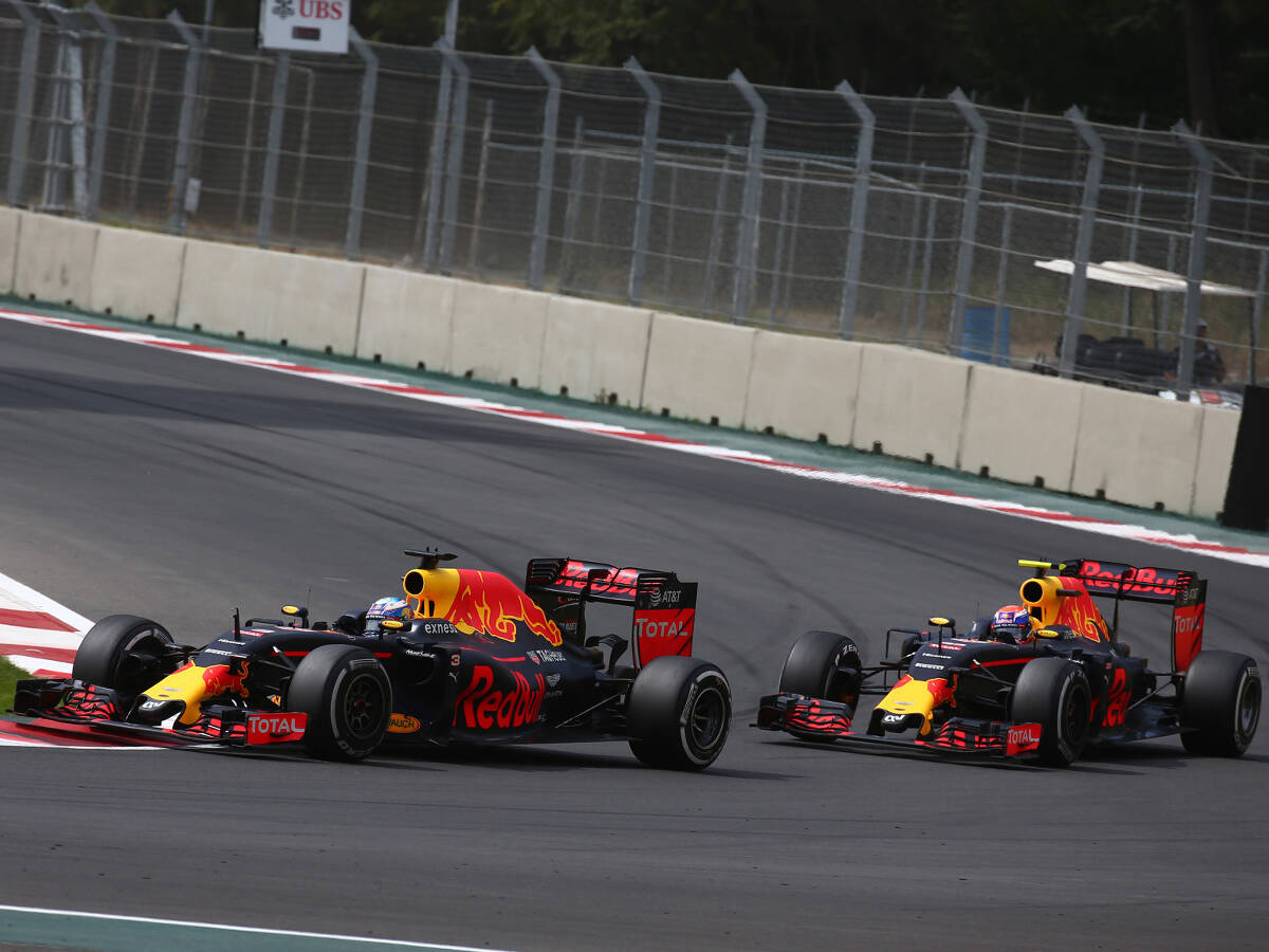 Foto zur News: Ricciardo: Verstappen macht mich zu einem besseren Fahrer