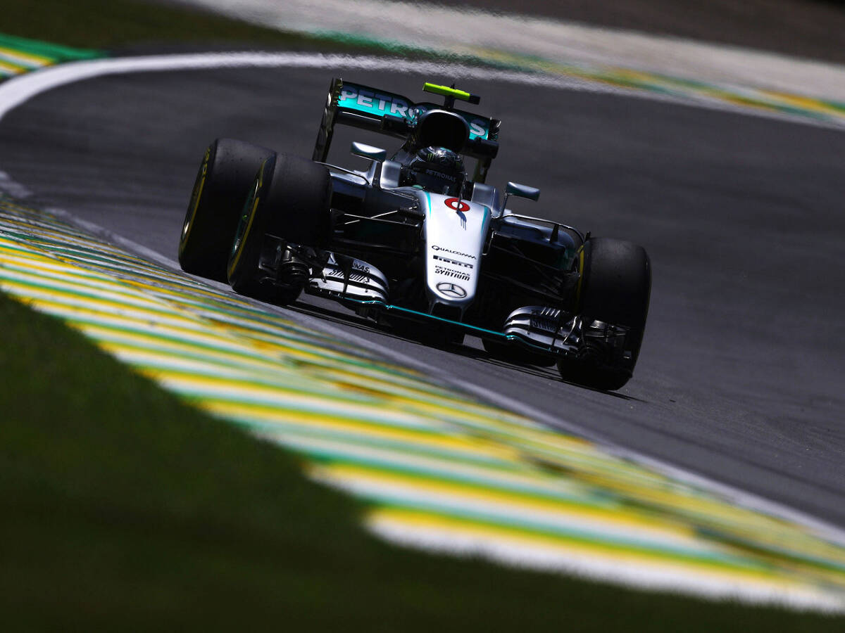 Foto zur News: Formel 1 Brasilien 2016: Nico Rosberg kommt in Fahrt