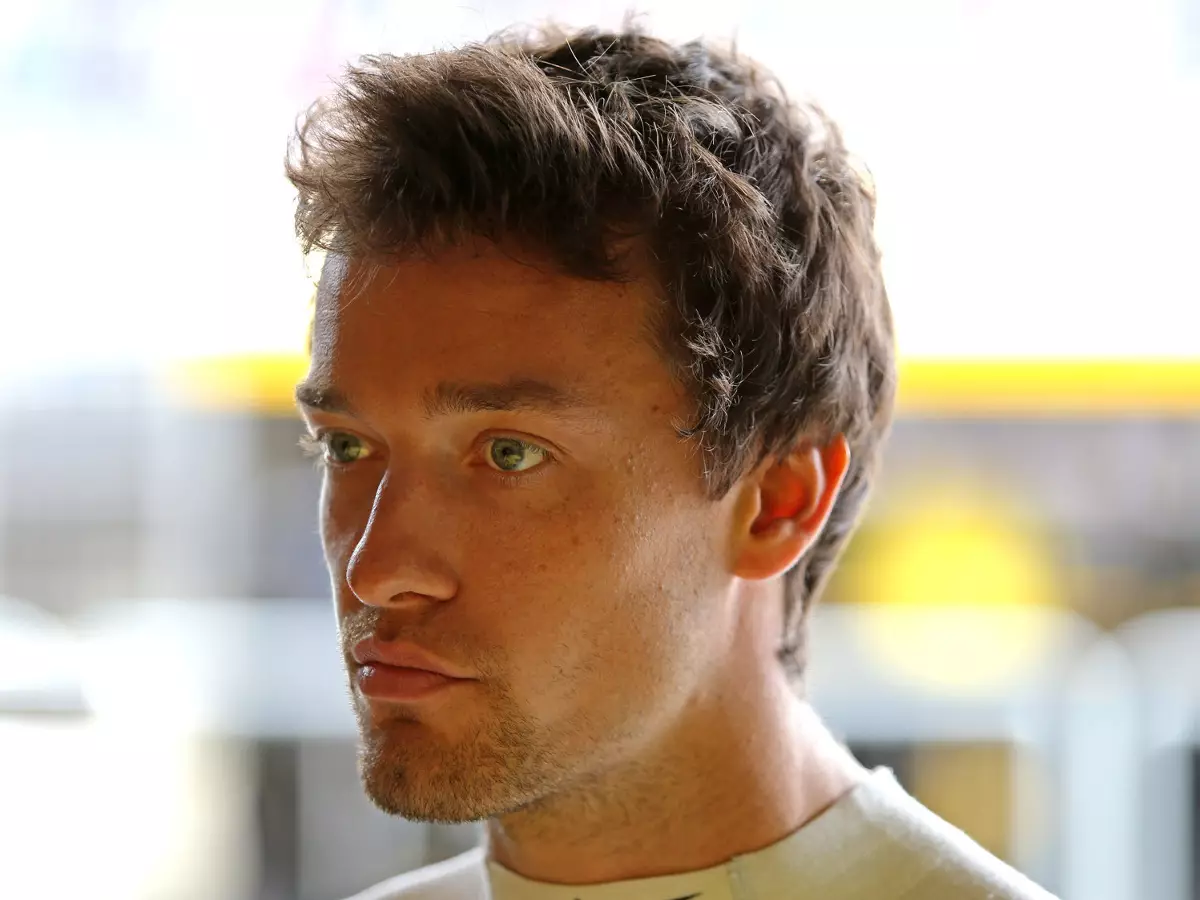 Foto zur News: "Darf wieder essen": Jolyon Palmer jubelt über neue Regeln