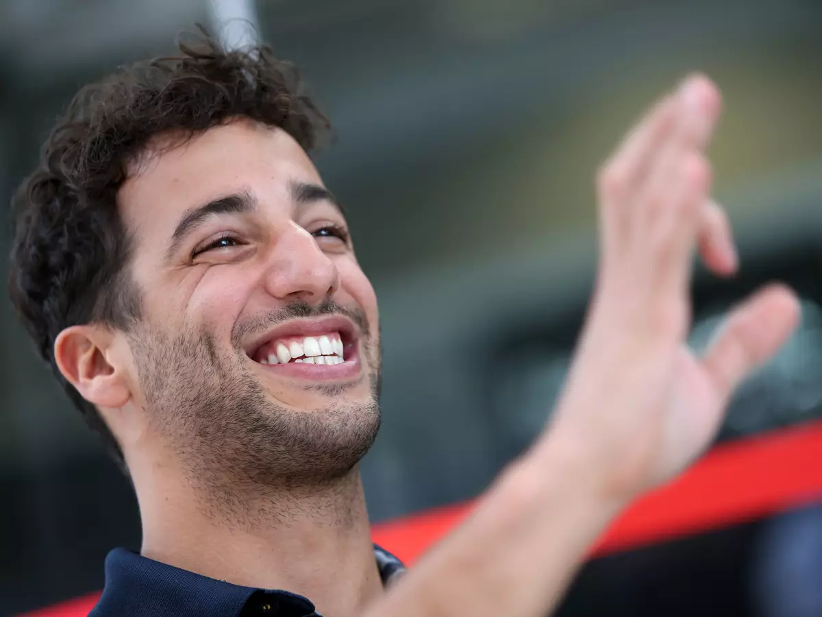 Daniel Ricciardo Foto zur News: Ricciardo über 2016: "Mädchen 20 Minuten später knutschen"