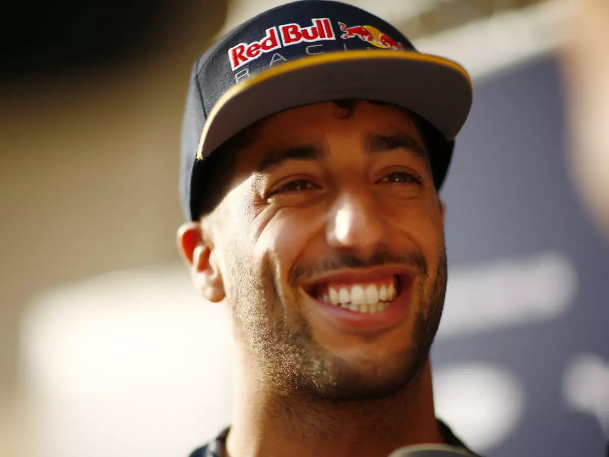 Foto zur News: Daniel Ricciardo: Verstappens Sieg hat uns angetrieben