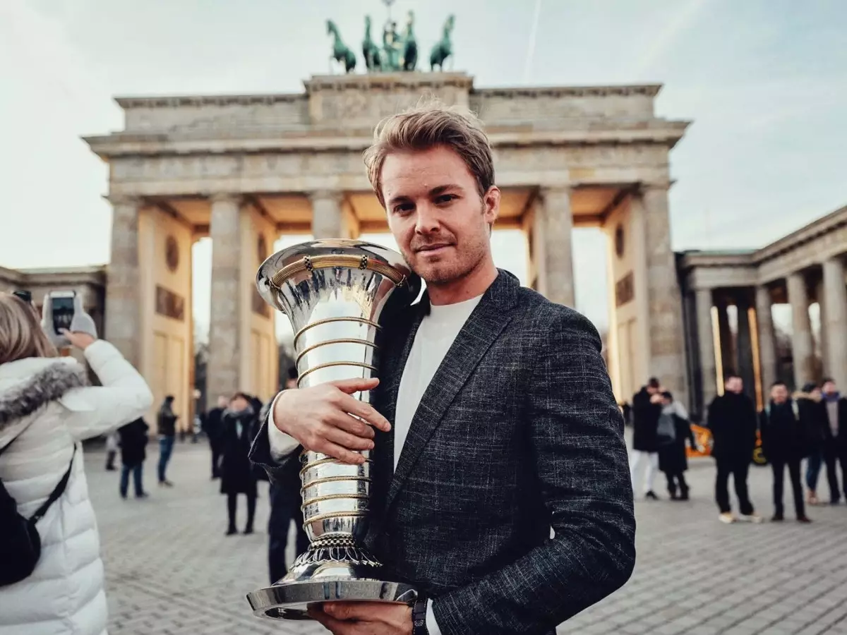 Nico Rosberg Foto zur News: Bottas oder Wehrlein? Das sagt Rosberg zur Nachfolger-Frage
