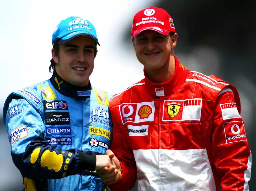 Foto zur News: Alonso: WM-Titel gegen Michael Schumacher waren mehr wert