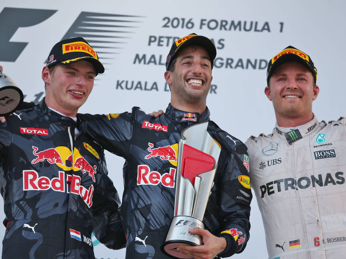 Foto zur News: Neue Fahrerpaarung: Mercedes gegen Red Bull im Nachteil?