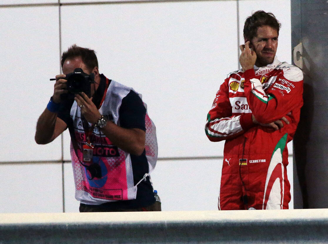 Foto zur News: Ferrari fordert "mehr Selbstbeherrschung" von Sebastian Vettel