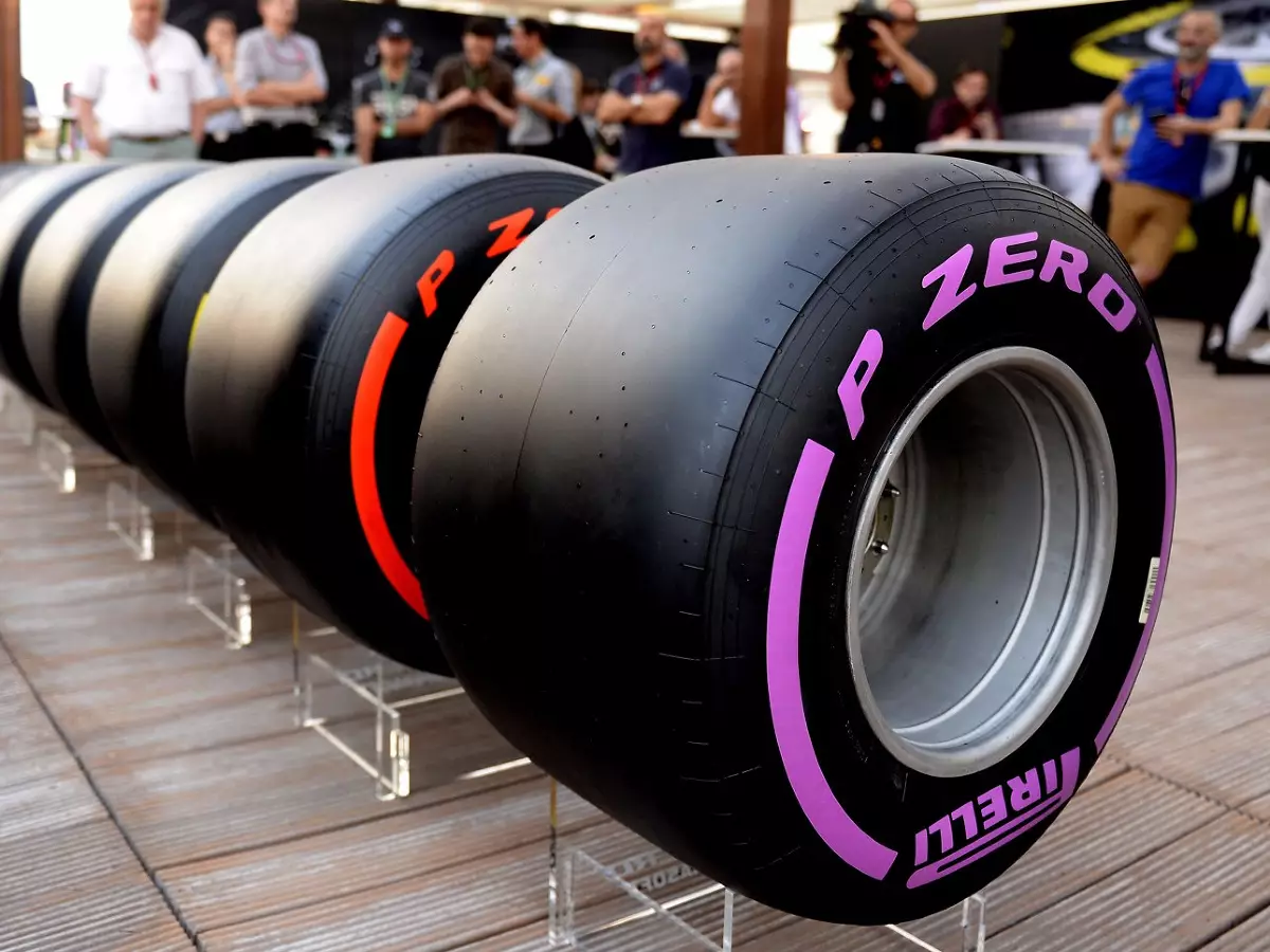 Foto zur News: Formel 1 2017: Pirelli gibt erste Reifenmischung bekannt