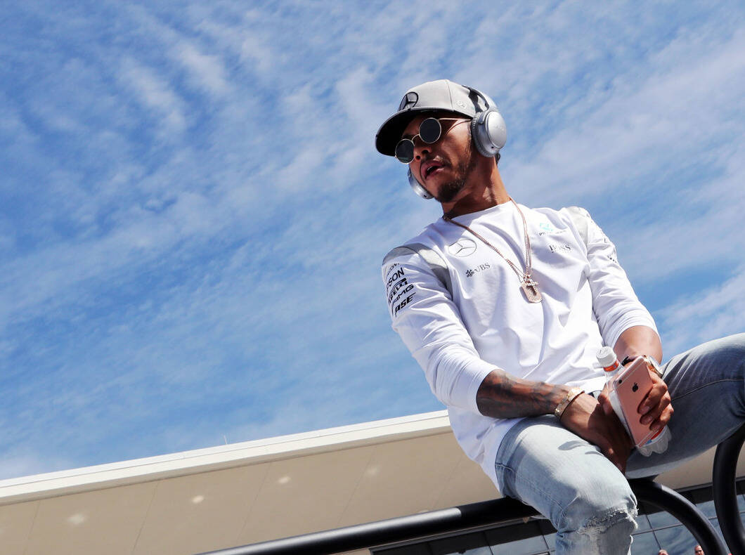 Foto zur News: Hamilton wünscht: Formel 1 sollte wie der Super Bowl sein
