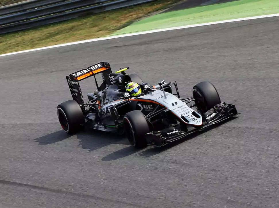 Foto zur News: Kein Vorschuss: Bringt Haas Force India in Schwierigkeiten?