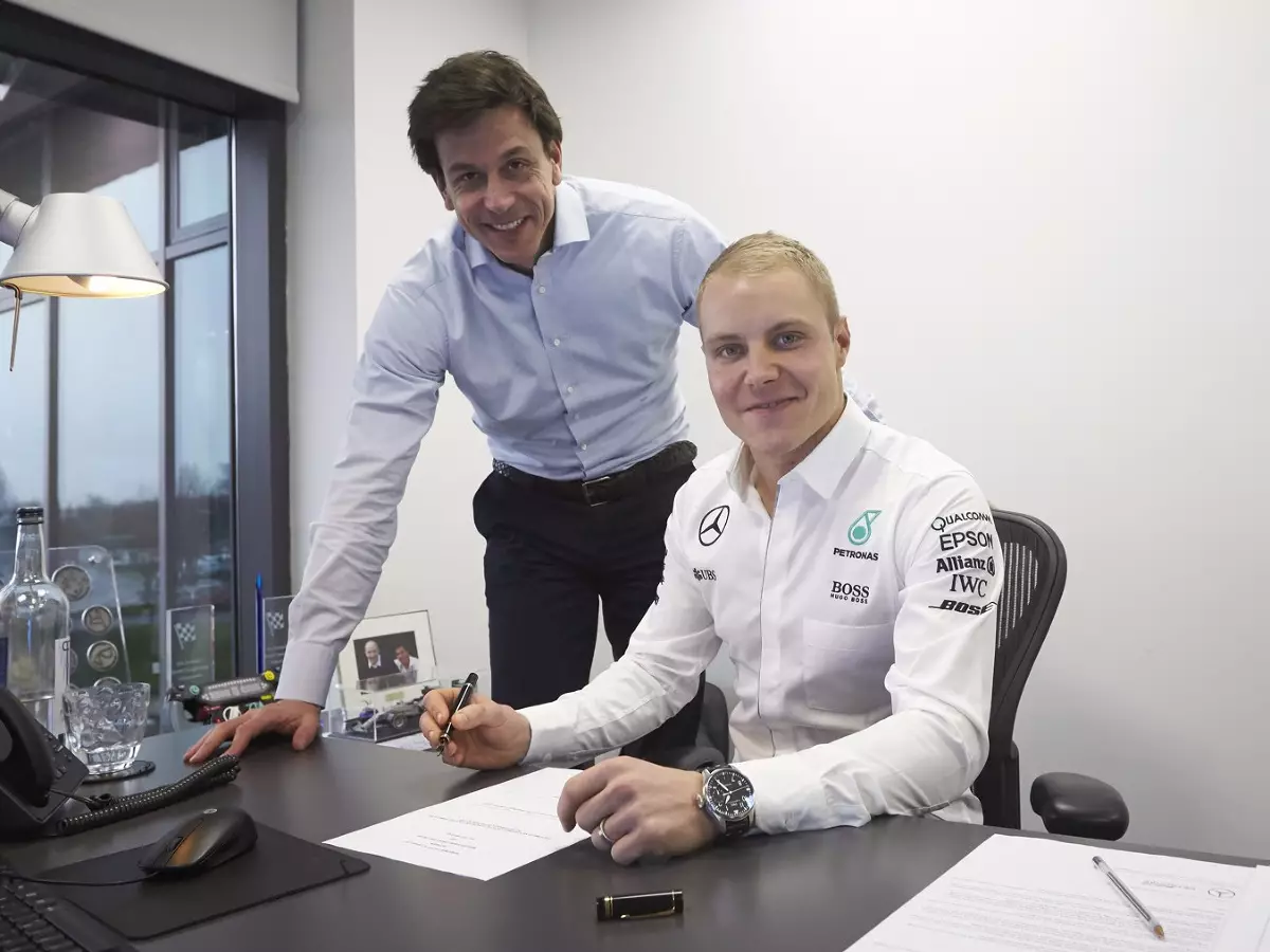 Foto zur News: Mercedes: Toto Wolff nicht mehr im Management von Bottas