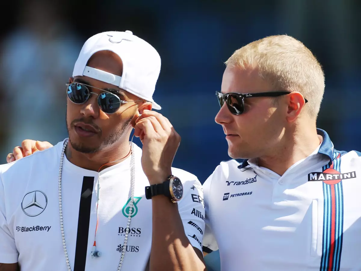 Foto zur News: Keine Stallorder: Bottas und Hamilton dürfen frei fahren