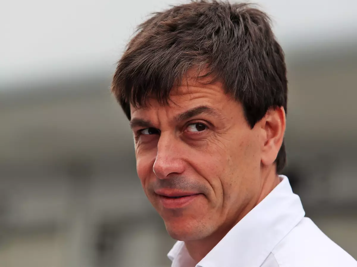 Toto Wolff Foto zur News: Toto Wolff warnt Liberty: "Formel 1 darf kein Betatest werden"