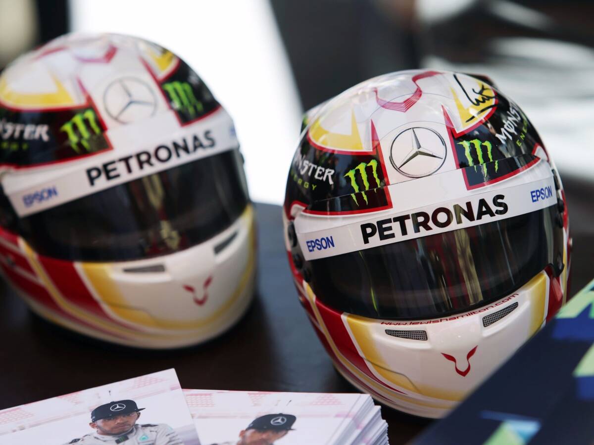 Foto zur News: Lewis Hamilton: Fan designt Helm für komplette Saison 2017