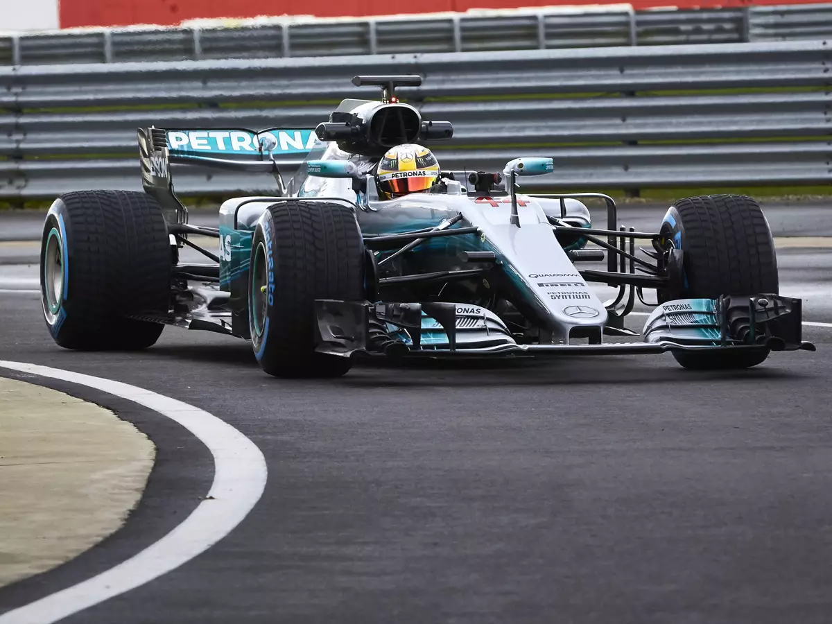 Foto zur News: Formel-1-Autos 2017: Technische Daten des Mercedes W08