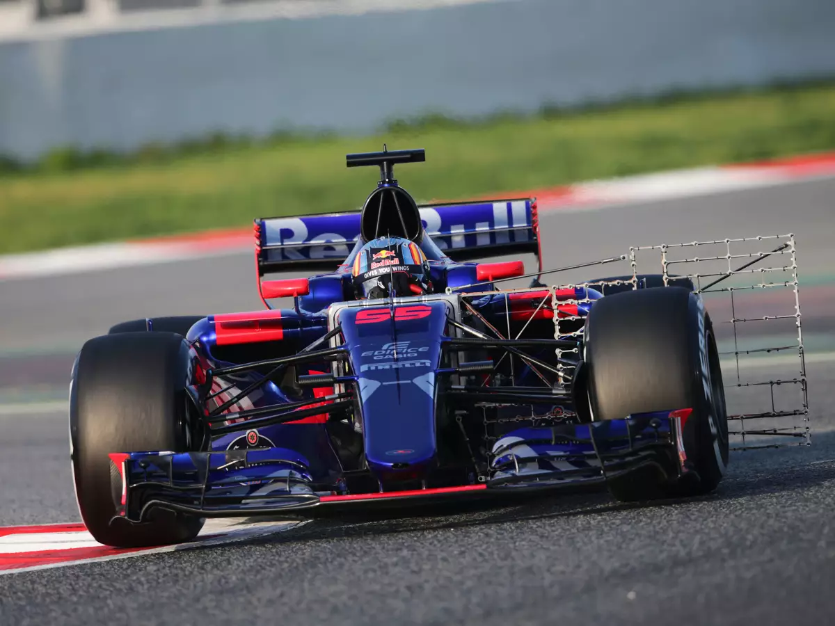 Foto zur News: Sainz nur Achter: Toro Rosso legt Fokus auf Zuverlässigkeit