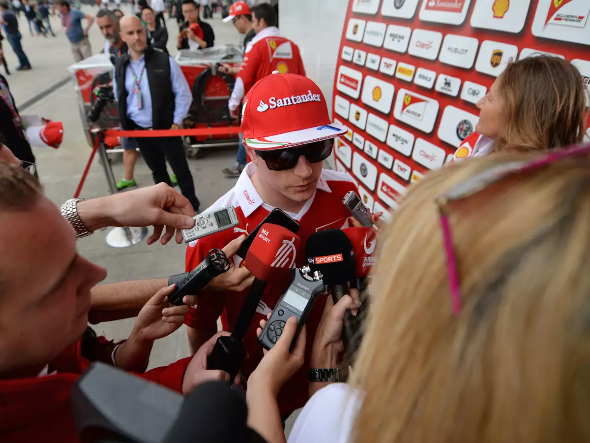 Kimi Räikkönen Foto zur News: Keine Pressearbeit beim Test: Wieso Ferrari bislang schweigt