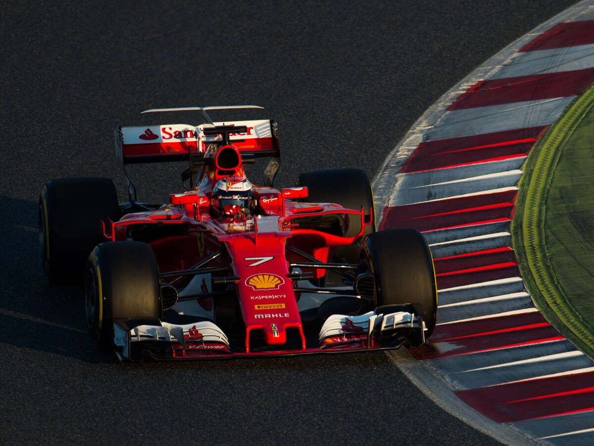 Foto zur News: Räikkönen mit zweiter Bestzeit: Ferrari läuft runder als 2016