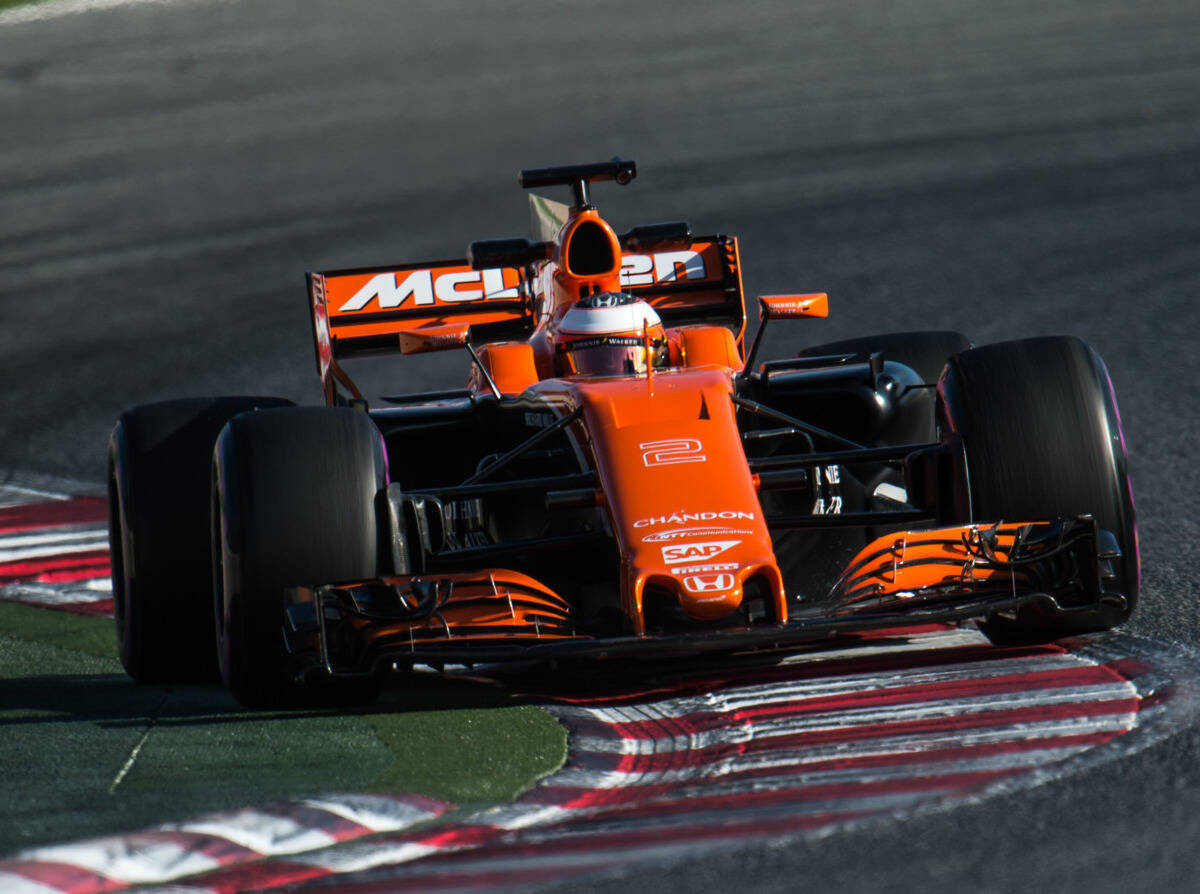 Foto zur News: Trotz "maximaler" Belastung: McLaren hält an Honda fest