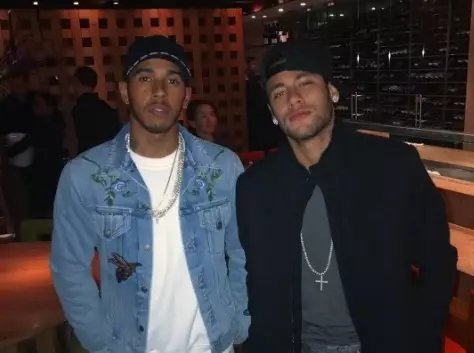 Hamilton, Neymar Foto zur News: Lewis Hamilton: Angebot für Probetraining beim FC Arsenal