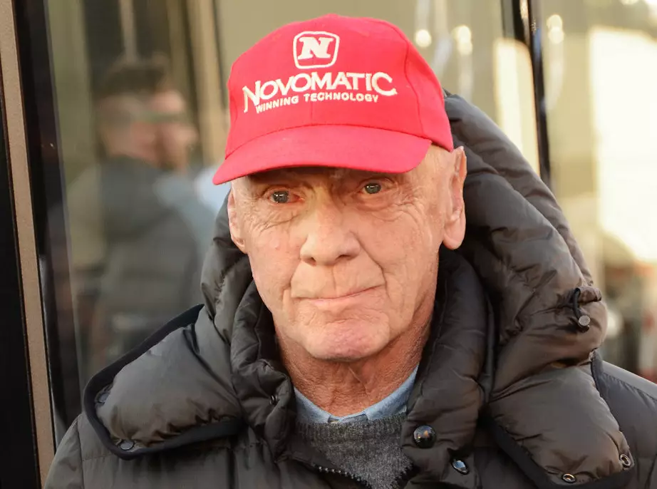 Foto zur News: Niki Lauda: "Der Ferrari schaut am schnellsten aus"