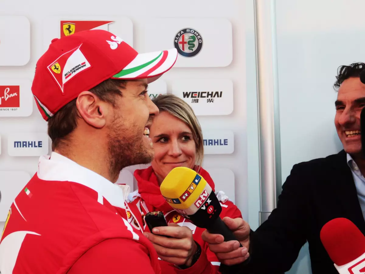Sebastian Vettel Foto zur News: Gina: Sebastian Vettels 2017er-Ferrari hat einen Namen!