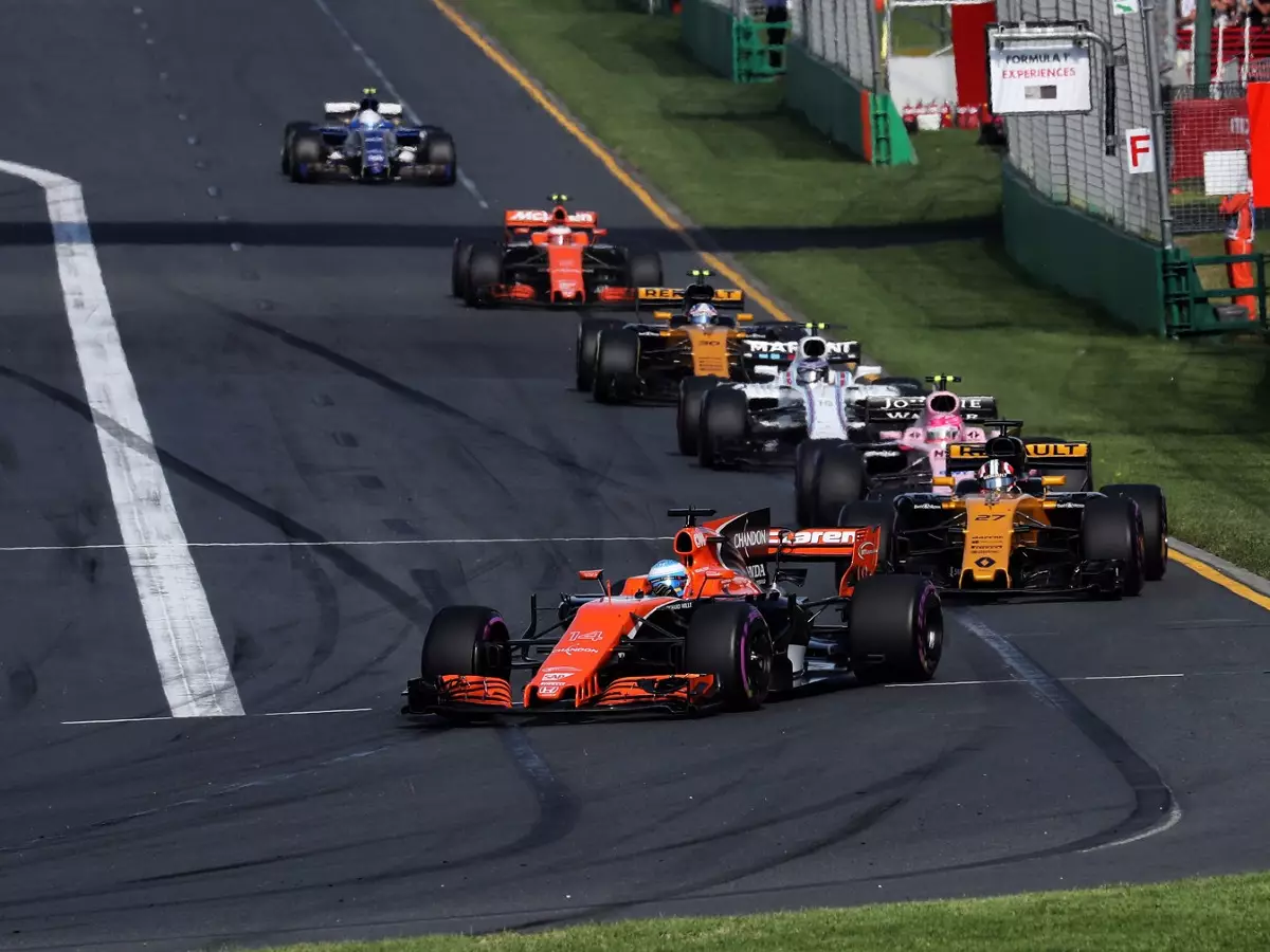 Fernando Alonso Foto zur News: Alonso kocht nach Vettel-Sternstunde: "Mein bestes Rennen!"