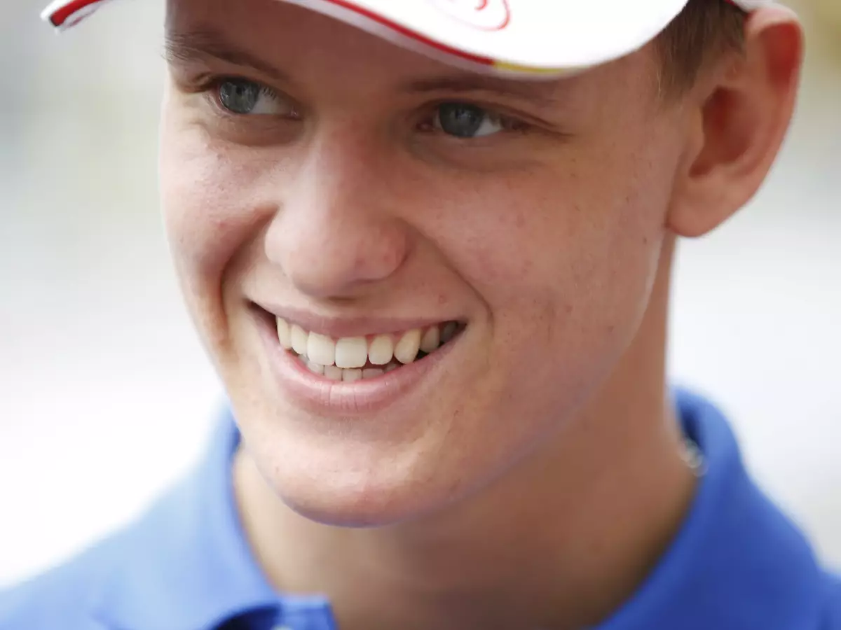 Foto zur News: Mick Schumacher: "Mein Vater ist mein Idol"