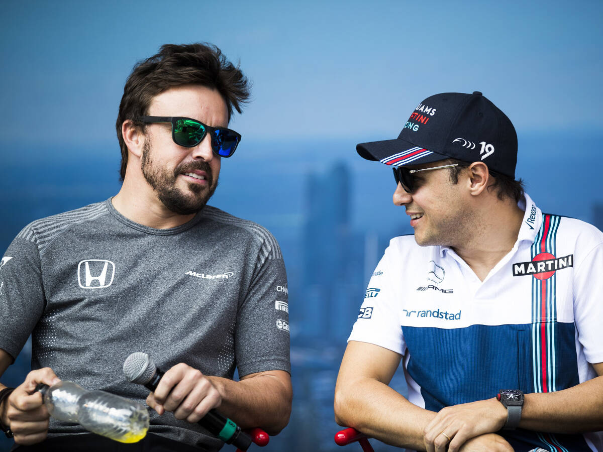 Foto zur News: Felipe Massa überzeugt: Alonso wird seinen Vertrag erfüllen