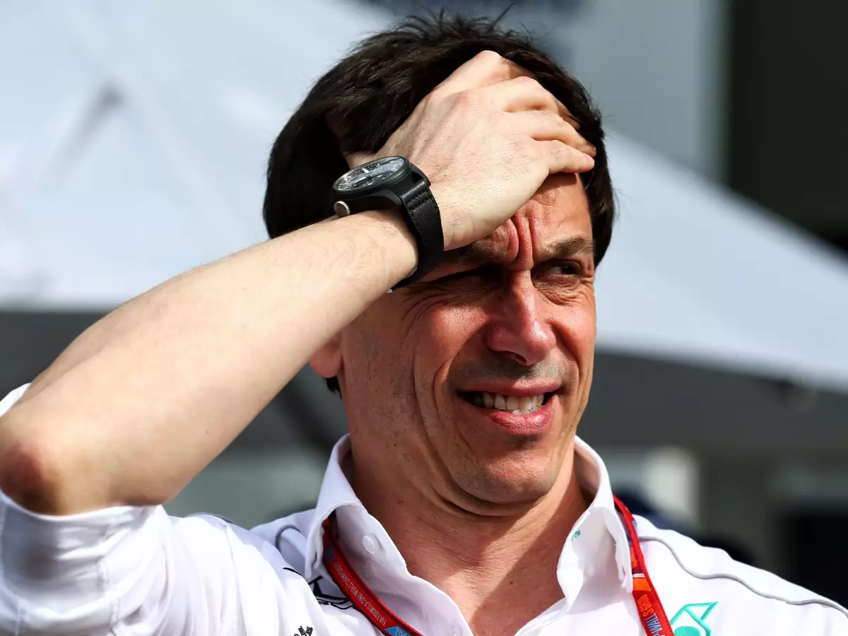 Foto zur News: Toto Wolff: Müssen "den Finger auf die Wunde legen"