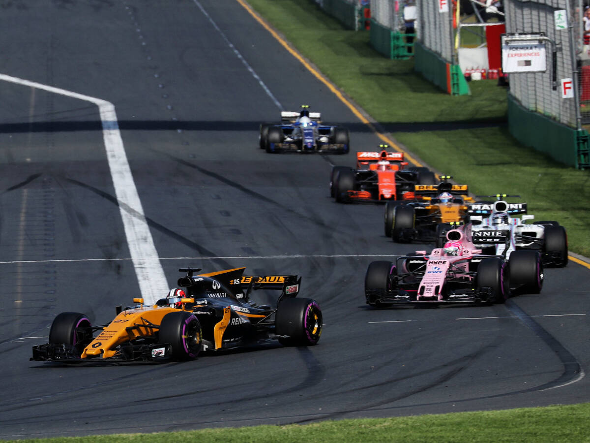 Foto zur News: Überholproblematik: Renault fordert Teamzusammenschluss