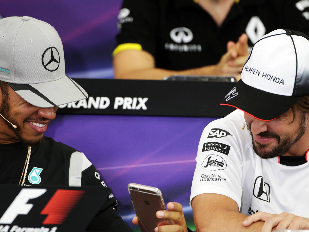 Foto zur News: Fernando Alonso #AND# Mercedes: Kommt es zum Mega-Transfer?