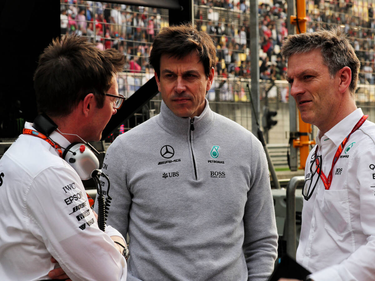 Foto zur News: Mercedes' Vorsprung schmilzt: Die Angst vor Ferrari wächst