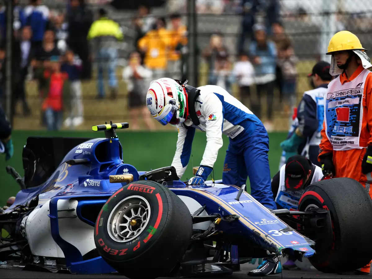 Foto zur News: Getriebewechsel: Strafe für Antonio Giovinazzi in China