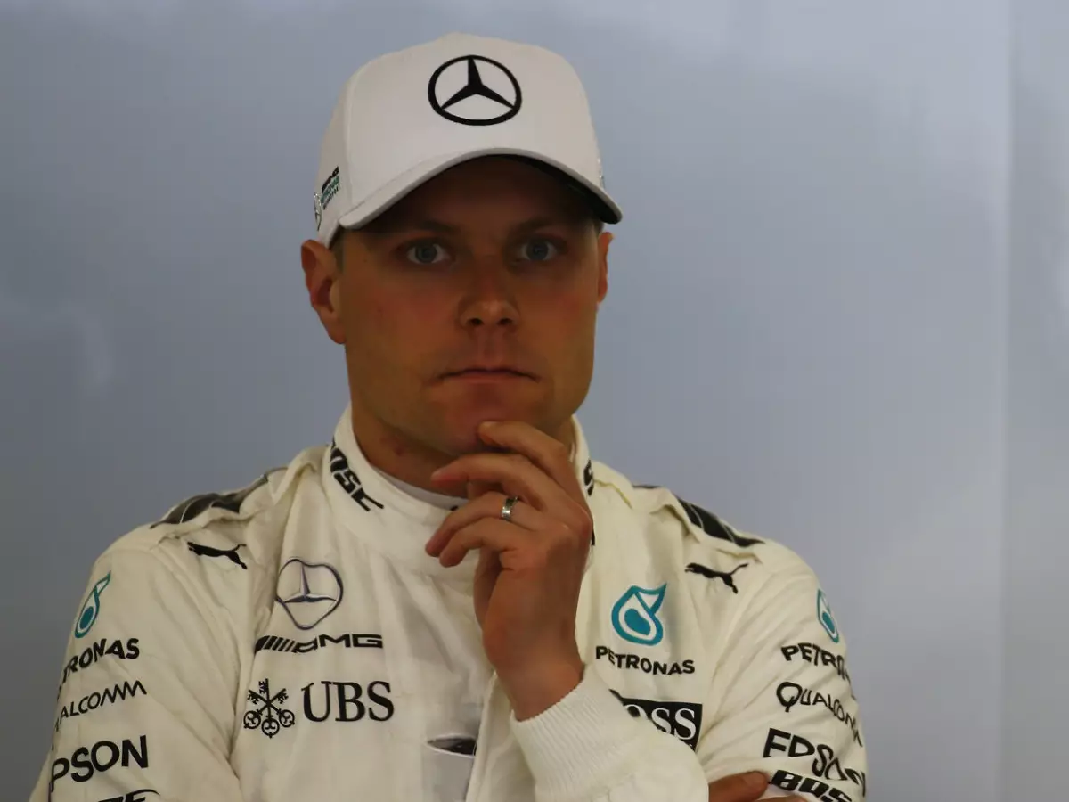Valtteri Bottas Foto zur News: Bottas nach "dummem" Dreher: Bald auf Hamilton-Niveau