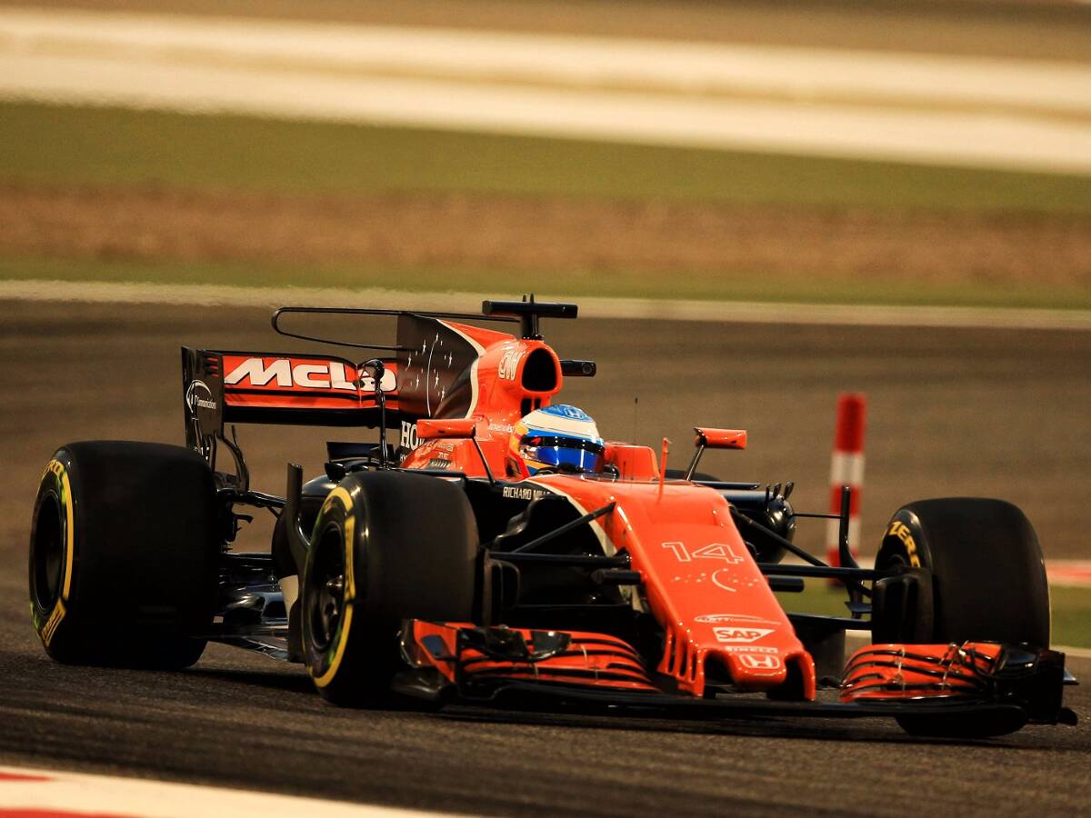 Foto zur News: Nur 1,5 Sekunden Rückstand: Alonso lobt McLaren-Chassis