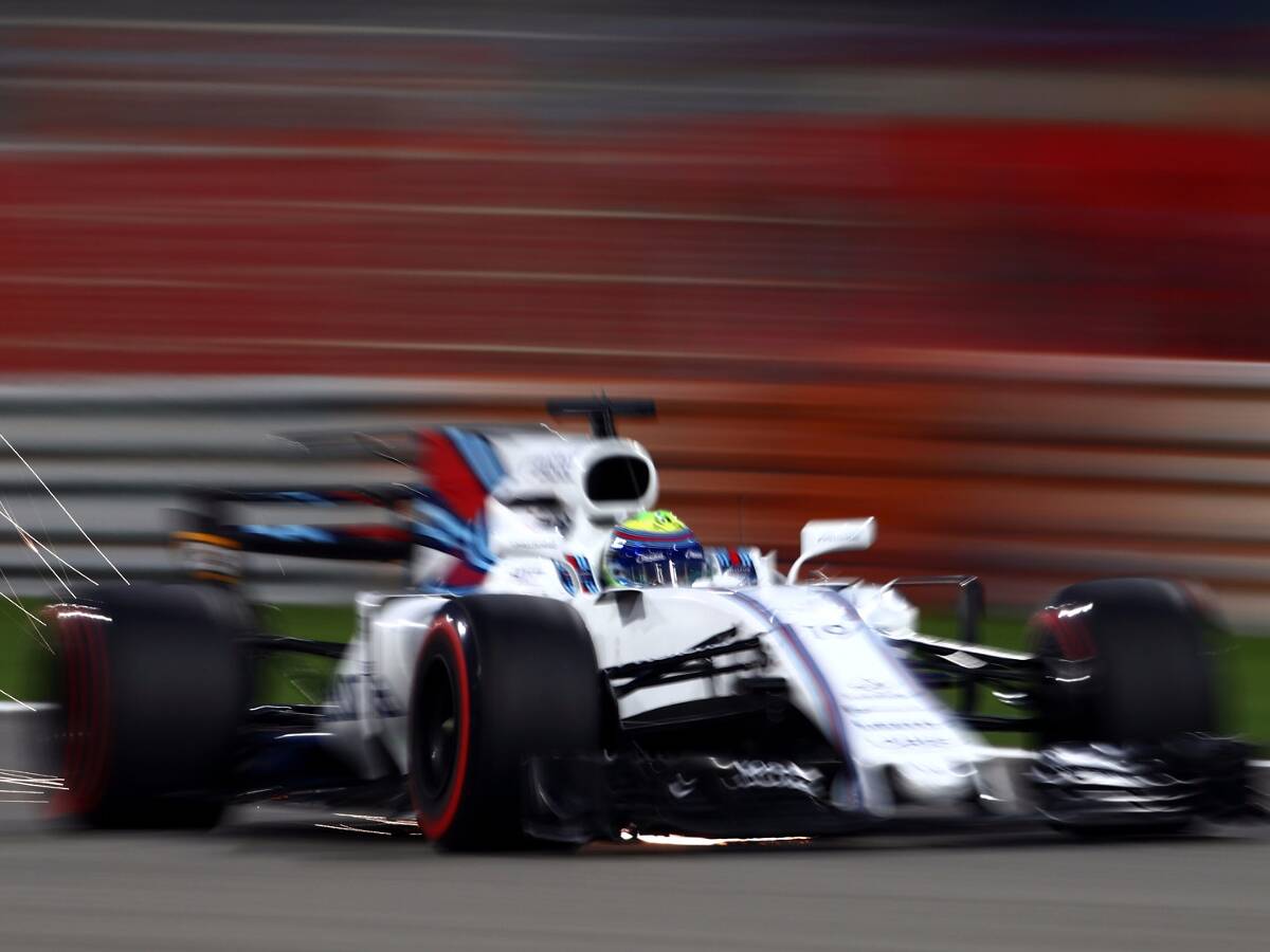 Foto zur News: Williams gegen Renault: Massa von Hülkenberg geschlagen