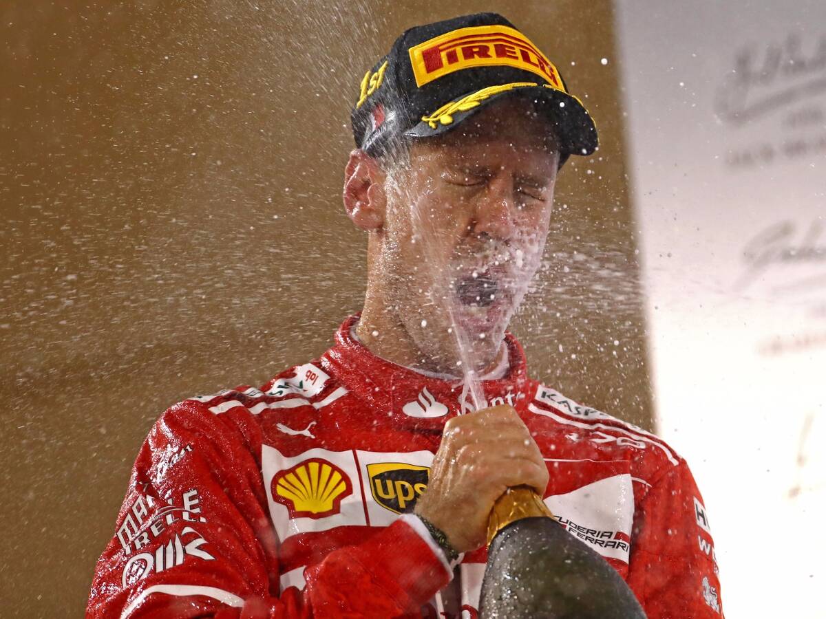 Foto zur News: Gerhard Berger rät Sebastian Vettel: Bleib bei Ferrari!