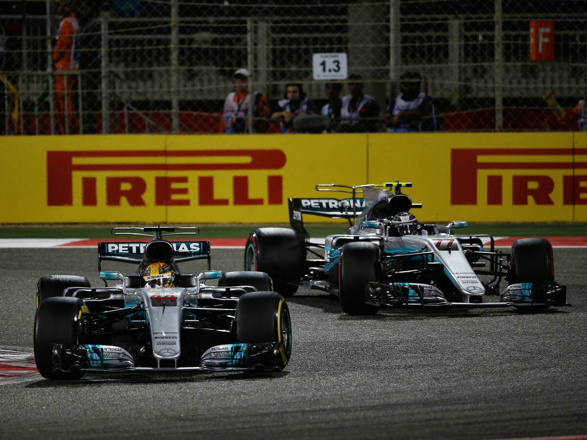 Foto zur News: Jetzt doch Stallregie: Mercedes zollt Vettel und Ferrari Tribut