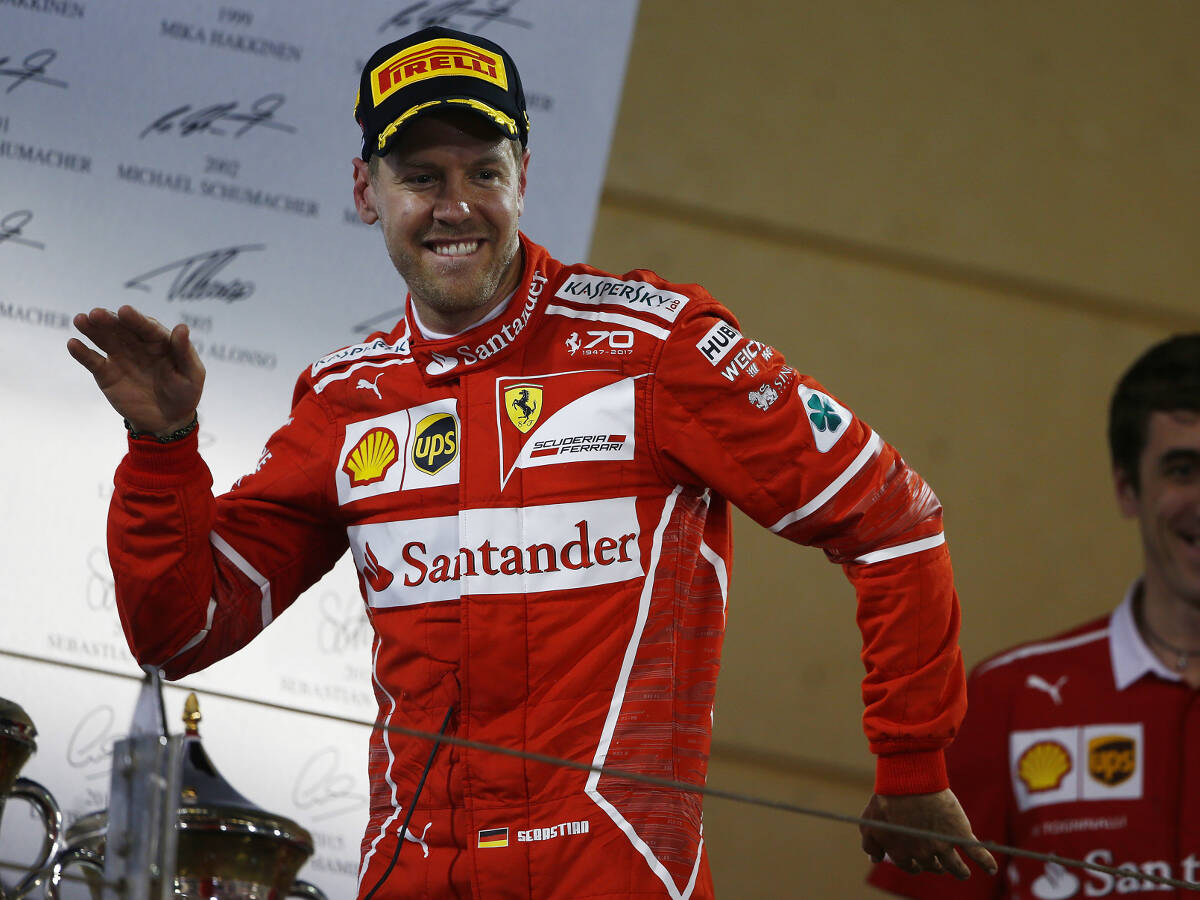 Foto zur News: Wieso Vettel nach Siegen "Walk Like an Egyptian" tanzt