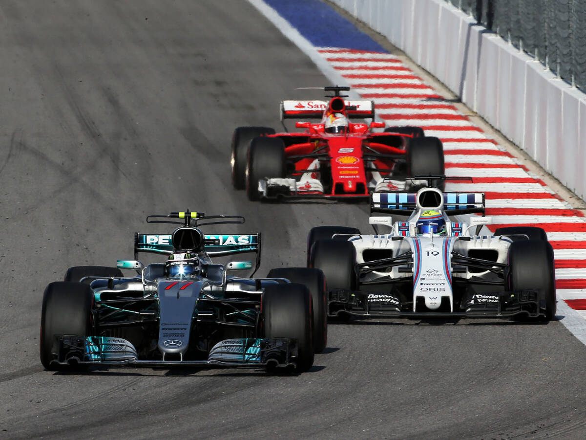 Foto zur News: Ferrari: Massa stoppt Vettels Finnenjagd in Russland