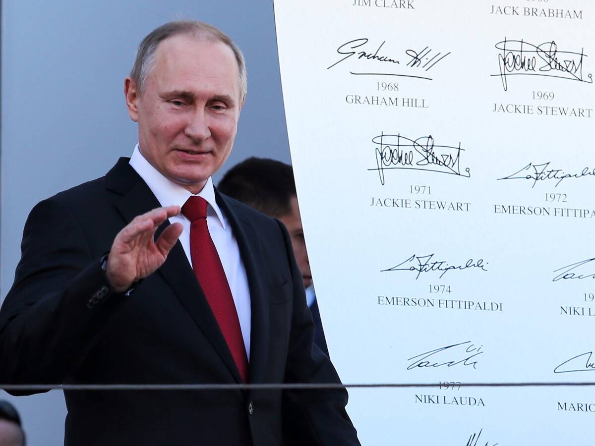Foto zur News: Bernie Ecclestone: Sotschi-Erfolg Wladimir Putin zu verdanken