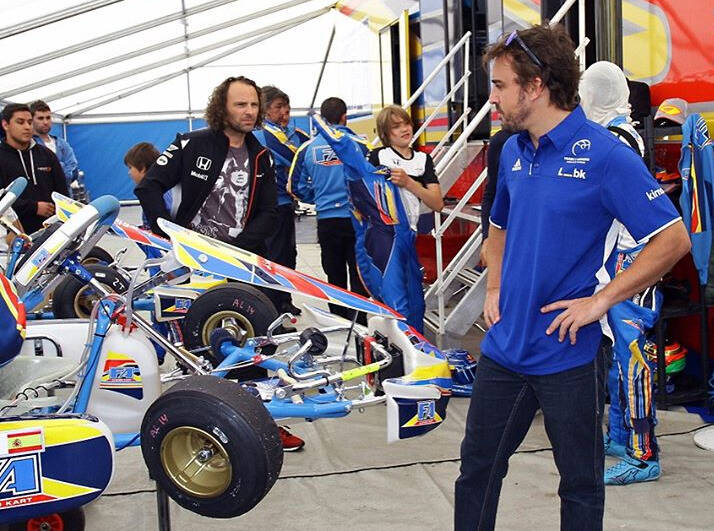 Foto zur News: Nach Todesfall: Alonso verteidigt eigene Kartstrecke