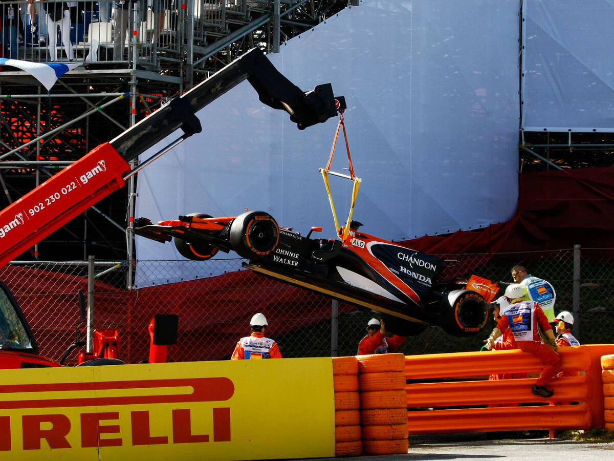 Foto zur News: McLaren: Es gibt Hoffnung, obwohl Alonso lieber Tennis spielt