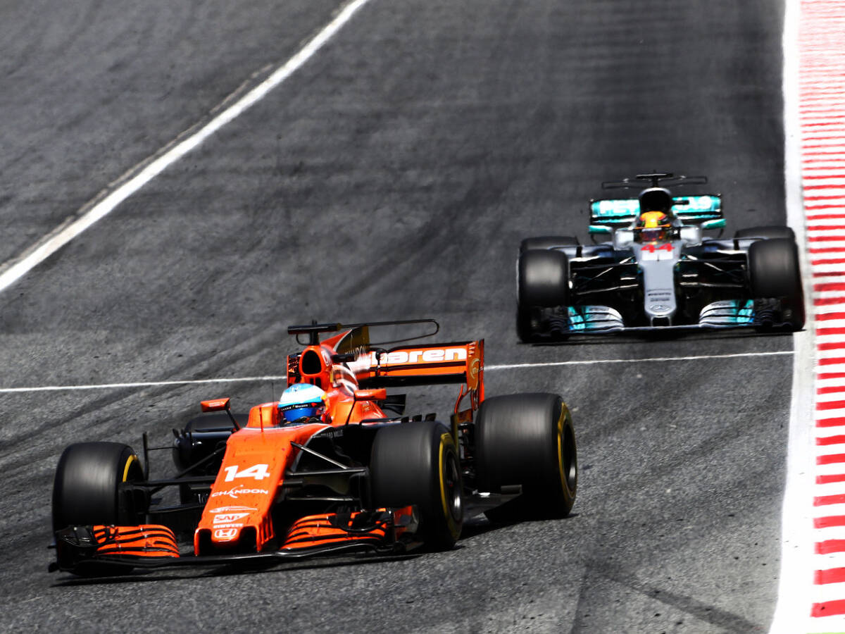 Foto zur News: Doch fix? Alonso überrascht mit viertschnellster Rennrunde