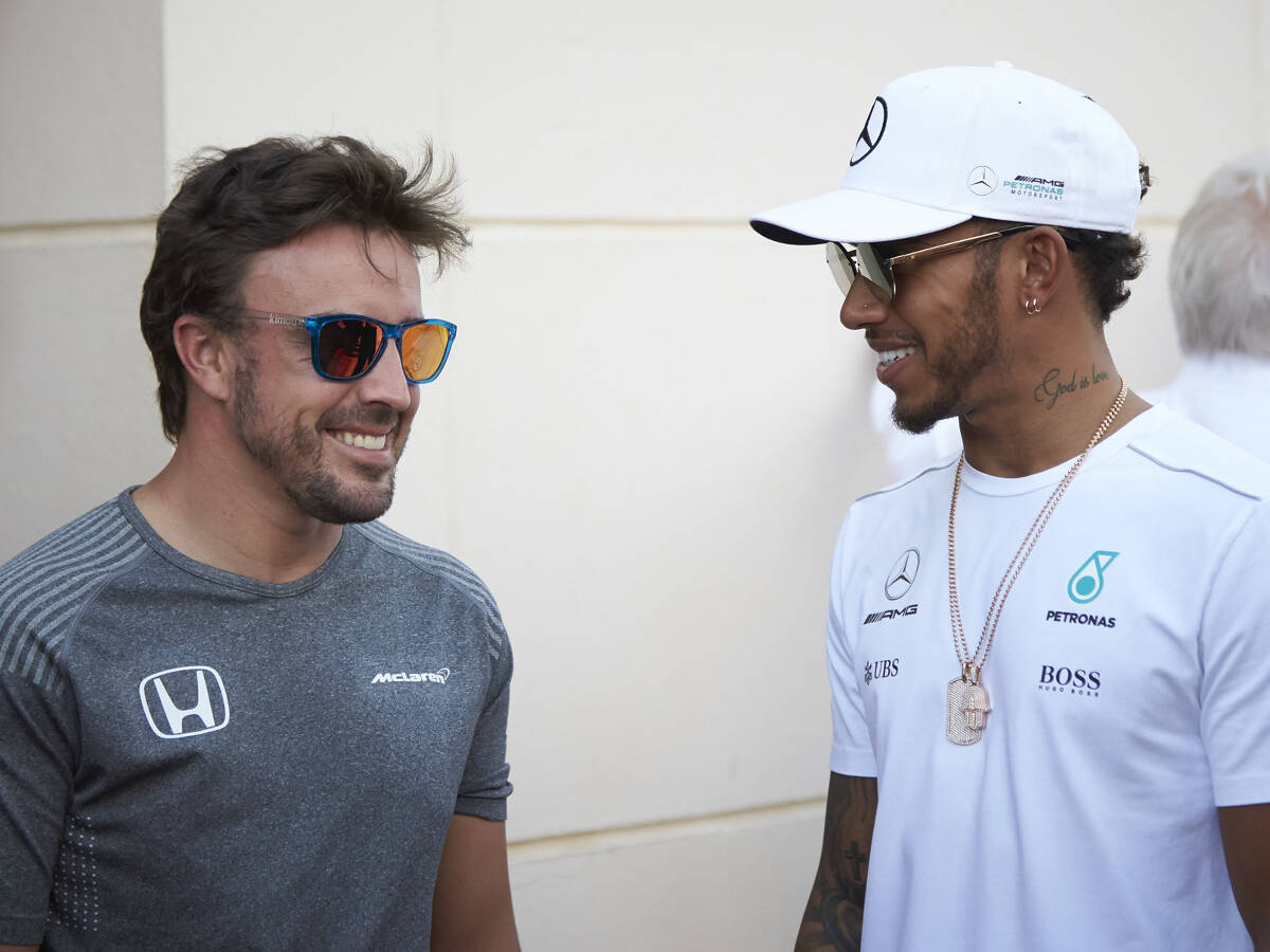 Foto zur News: Alonso-Hamilton-Reunion 2018? Wolff: "Niemals Nein sagen!"