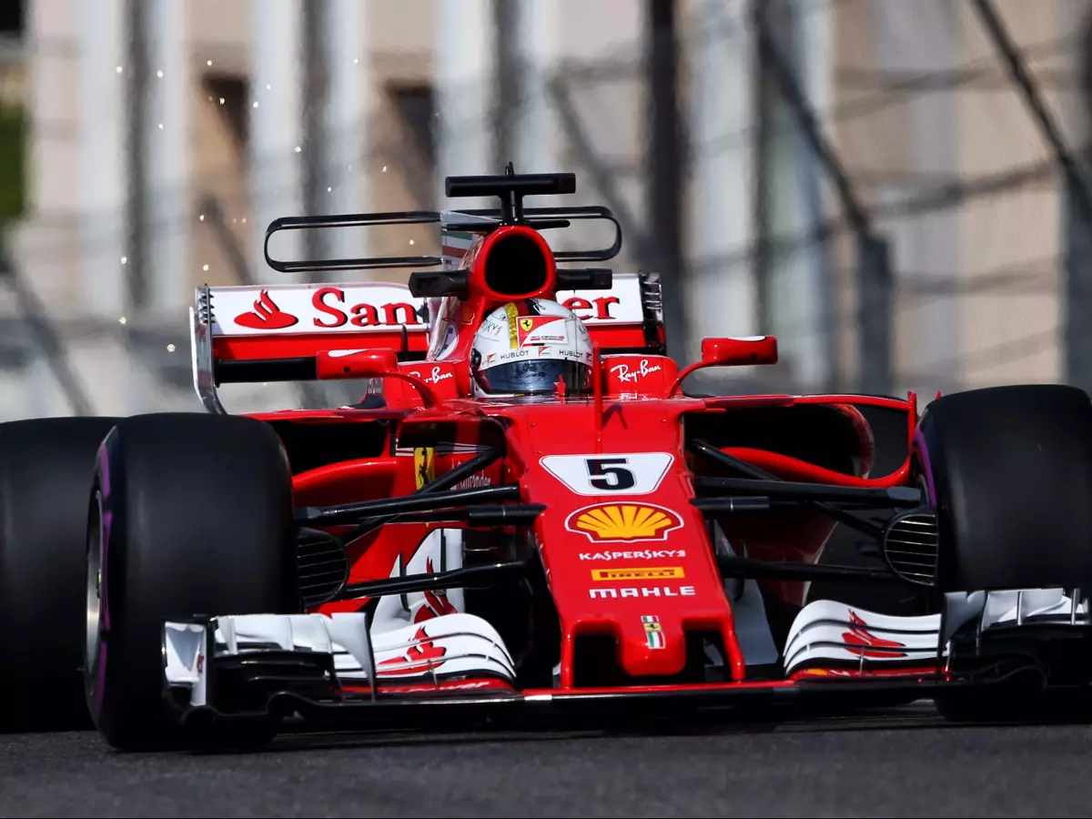 Foto zur News: Streckenrekord: Sebastian Vettel in Monaco in Favoritenrolle