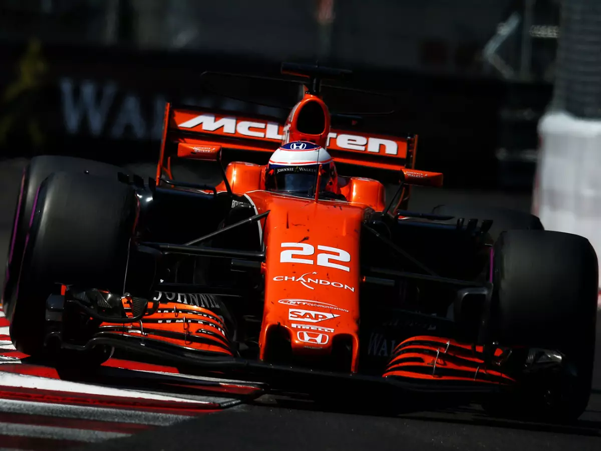 Jenson Button Foto zur News: Jenson Button: Formel-1-Regeln entwickeln sich genau richtig