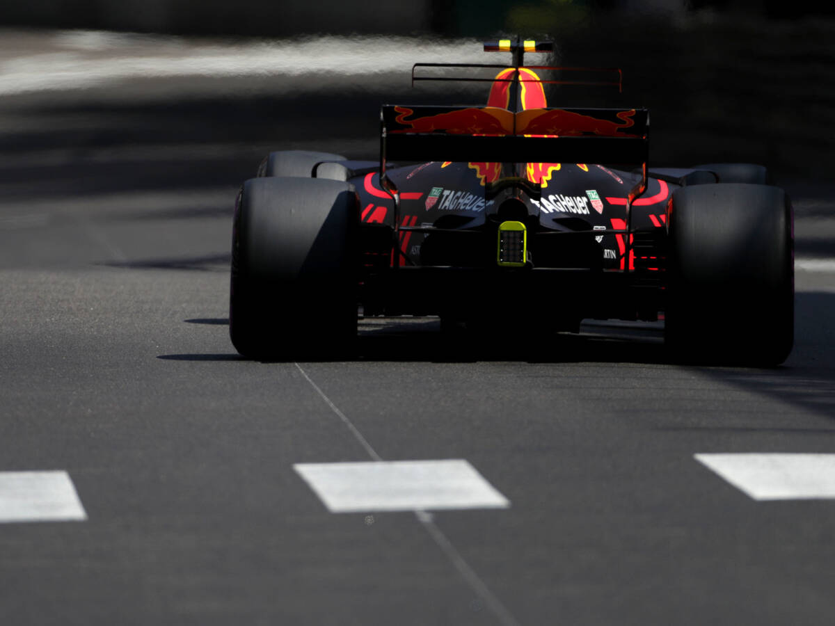 Foto zur News: Formel-1-Motoren: Hybridfrage spaltet Mercedes und Red Bull