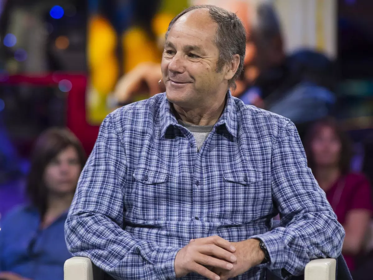 Gerhard Berger Foto zur News: Was macht Gerhard Berger beim Launch von AlphaTauri?