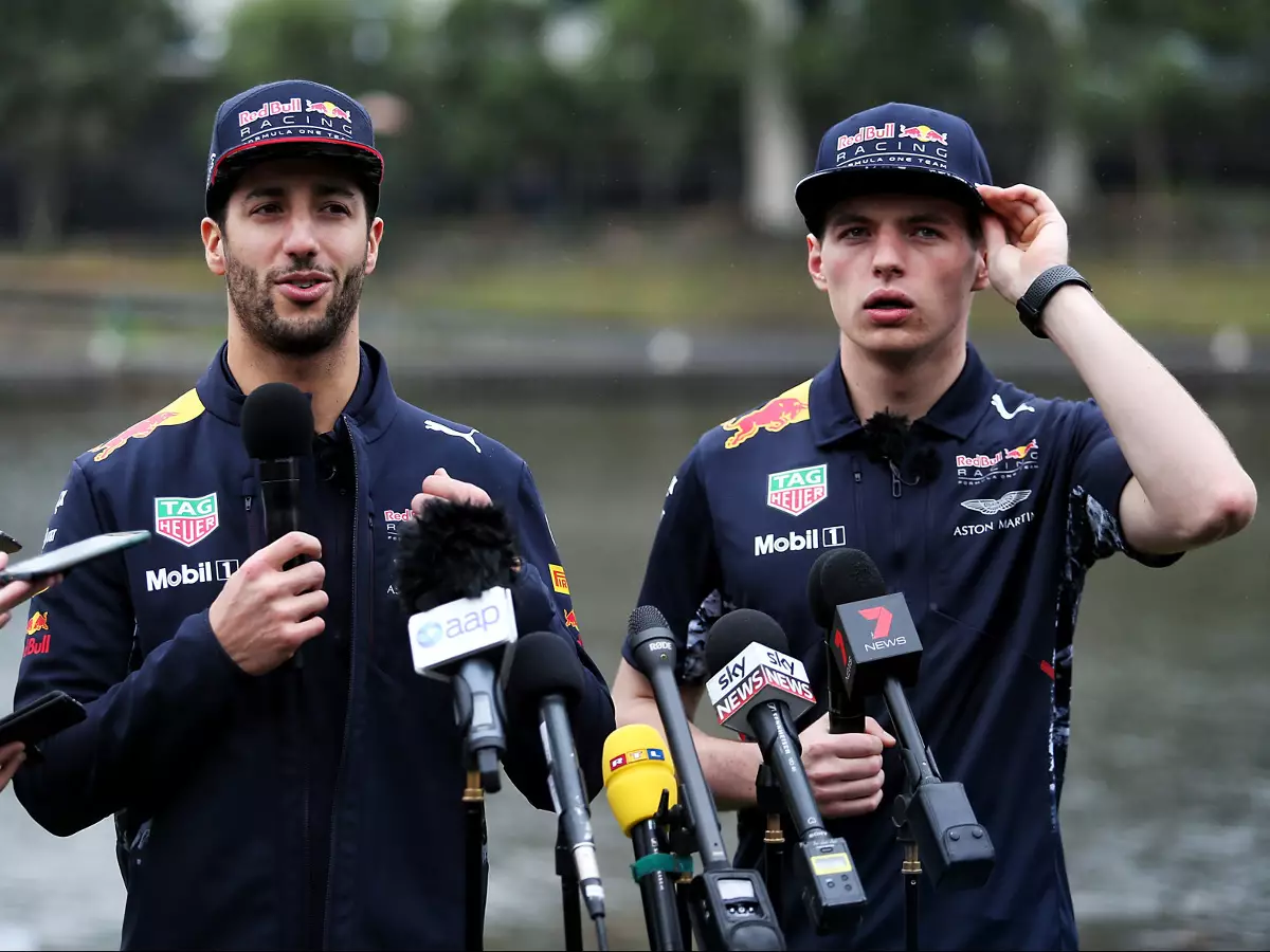 Foto zur News: Ricciardo unkt über Verstappen-Pech: "Er fährt zu schnell"